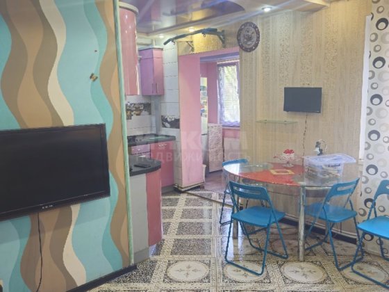 Продам 2к ВВАУШ с А. О. Луганск