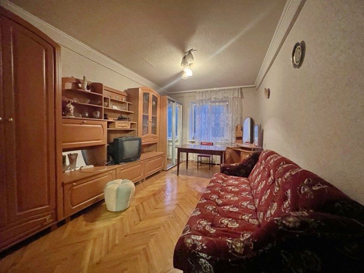 Продаж 2к кв, пр-т Голосіївський 116А , Голосіївський район - фото 1