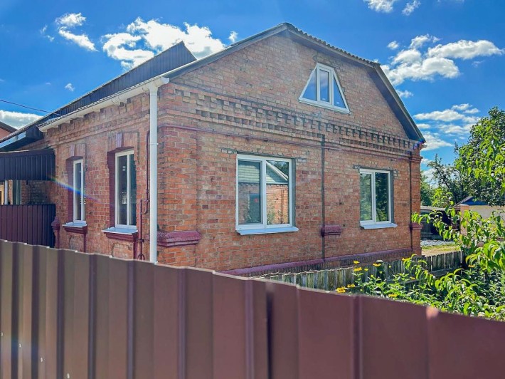 Без% Продам будинок. вул. Здоровʼя 26, район лікарні. Центр міста! - фото 1