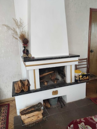 Будинок на Новосілках біля 11ї школи - фото 1