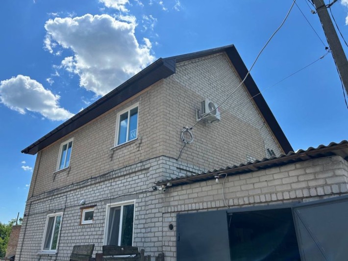 Двоповерховий будинок - фото 1