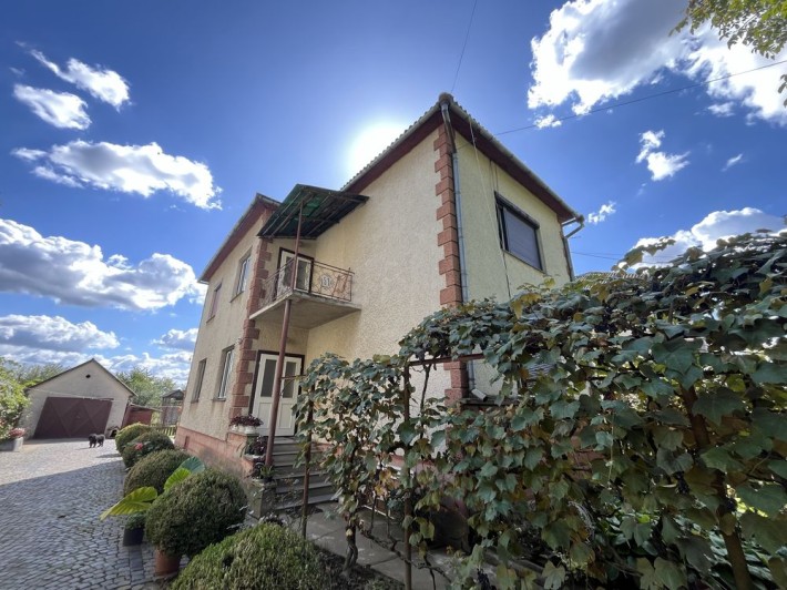 Продам будинок 122 м2 ділянка 10 соток Яноші Шевченка 51 - фото 1