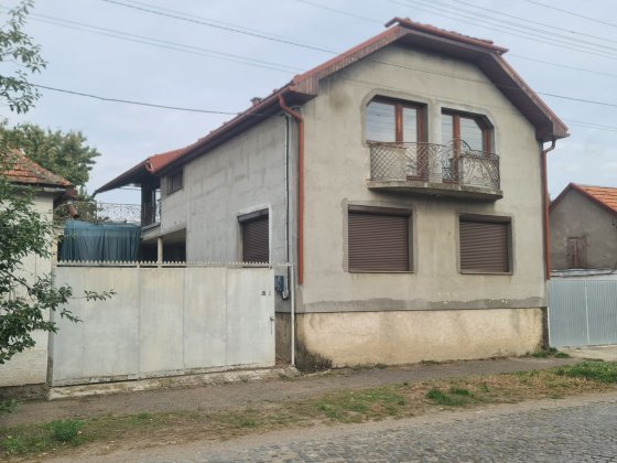 Продається будинок в м.Берегове. Берегове