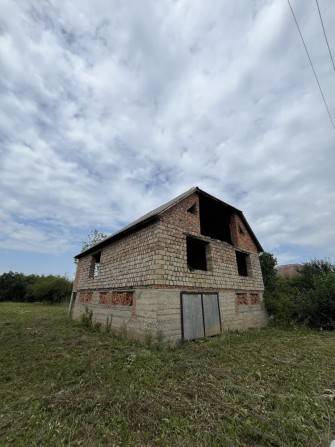 Недобудова 130 м2 приват ділянка 10 соток Берегово вул. Буча - фото 1