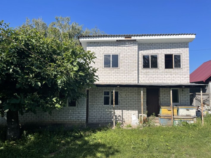 Продається будинок в затишному місці, Чернігівська обл., м. Бобровиця - фото 1