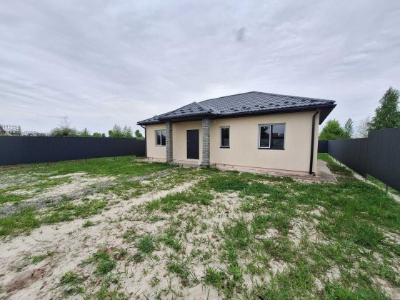 Продам новий 1 но поверховий будинок 95м2 на діл. 6 соток, гарне місце Боярка