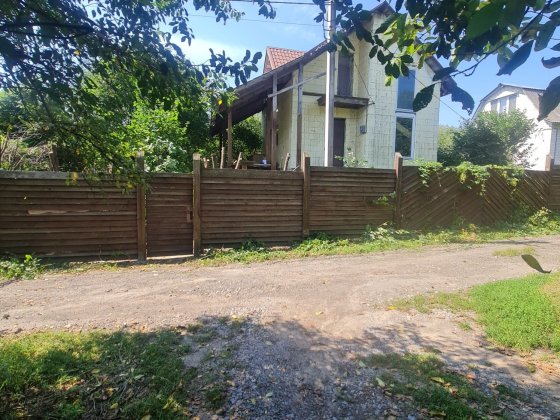 Продаж земельної ділянки з будинком Васильків Васильків