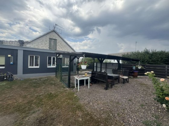 Продам небольшой дом с мебелью и техникой. Романково. Кам'янське