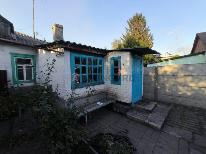 У продажу частина будинку в центрі міста. - фото 1