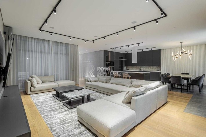 Продаж Будинок Київ Оболонь "Чорнобилець" озеро 432 м² 15 соток 6 кімн - фото 1