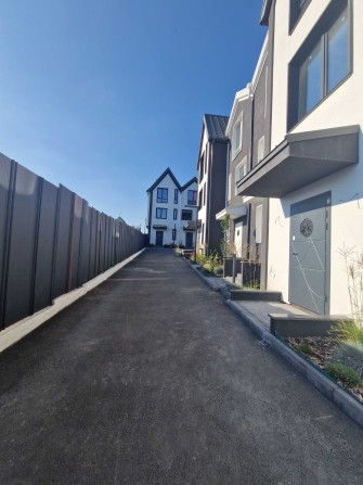 Таунхаус біля озера в Гостомелі! Найнижча ціна - фото 1