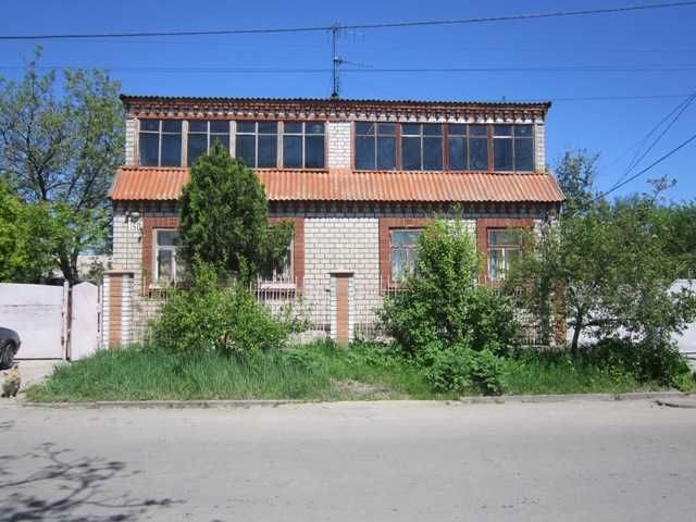 2-поверх.   будинок  на  дві  половини,      2-пов.  гараж  р-н  ж.д. - фото 1