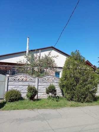 Будинок в центрі міста - фото 1