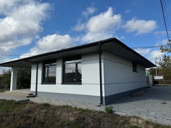 Продаж Будинку з усіма внутрішніми роботами.Поряд парк, Озеро Гостомель