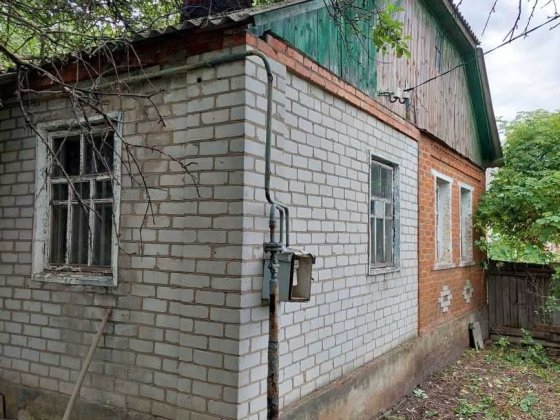 Продам дом в центре Борок Змиев