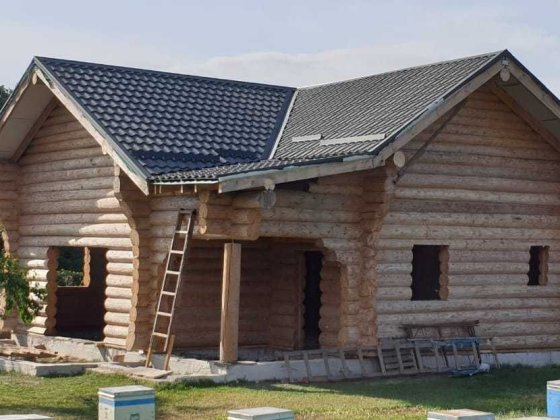 Продам дом. Сруб. Деревянный дом Змиёв Змиев