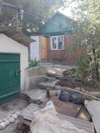 Продам дом в городе Изюме. Цена 450000 гр - фото 1