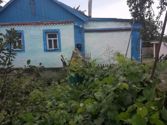 Небольшой дом в изюмском районе Ізюм