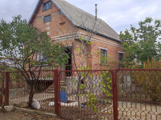 Продається добротний житловий будинок Чорноморськ