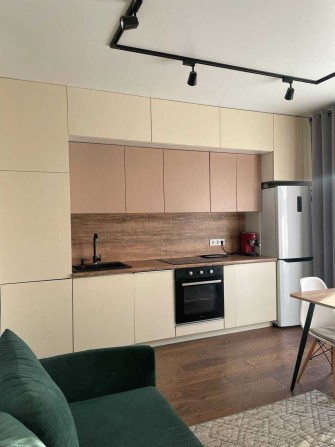 В продажу таунхаус з продуманим ремонтом у Гостомелі - фото 1