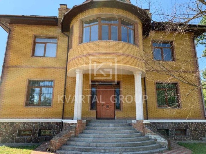 Просторий двоповерховий будинок у Гостомелі - фото 1