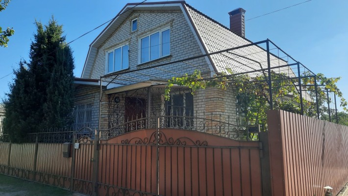 Продаж приватного будинку - фото 1