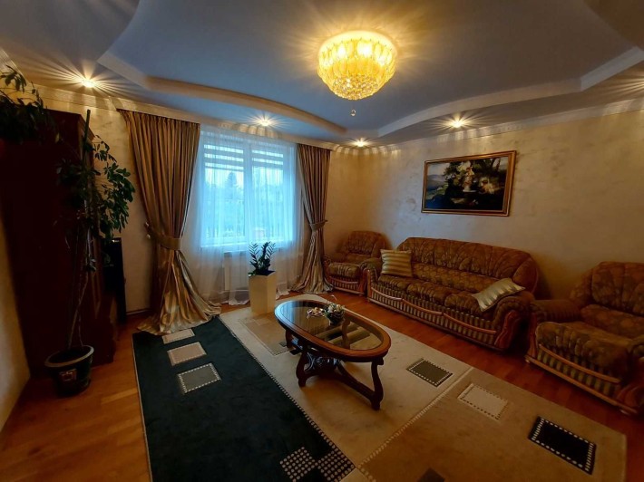 Продаж будинка з ремонтом і меблями - фото 1