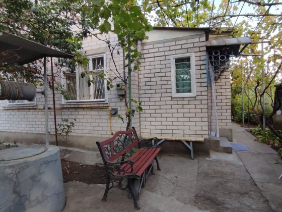 Дом в пригороде Черноморска. Черноморск