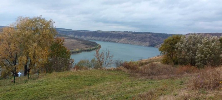 Продам будинок в селі Субіч - фото 1