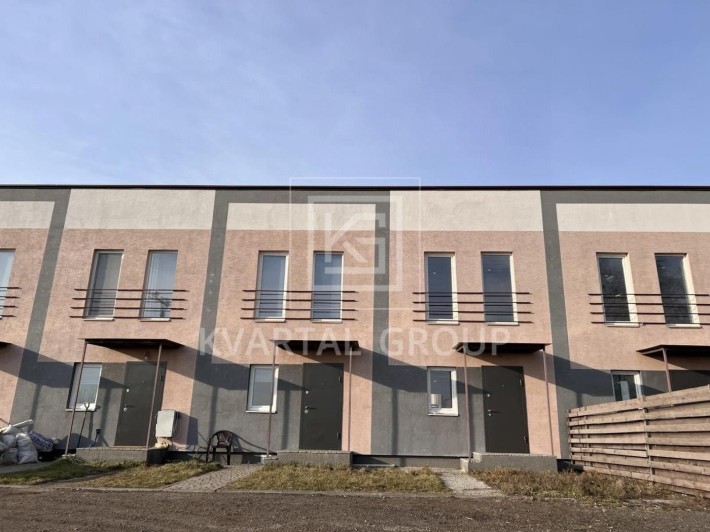 Продається теплий та затишний таунхаус у м. Гостомель - фото 1