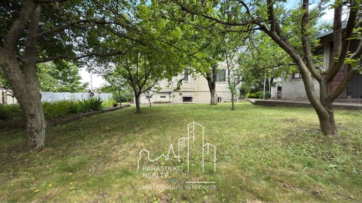 Продам просторий будинок для великої сімʼї - фото 1