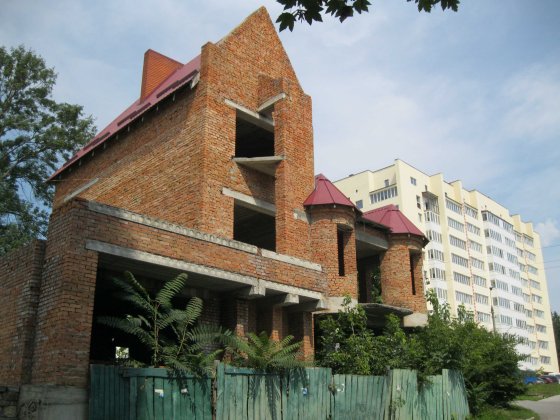 Будинок в центрі Кам'янця-Подільського зручне росташування ТОРГ Кам'янець-Подільський