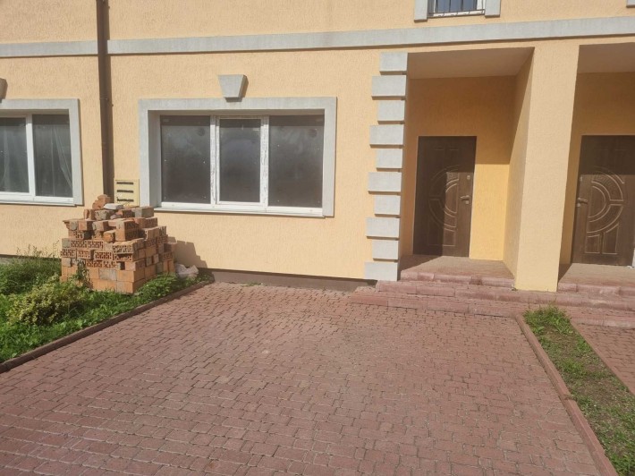 Продам Таунхаус в ЖК Молодіжний - фото 1