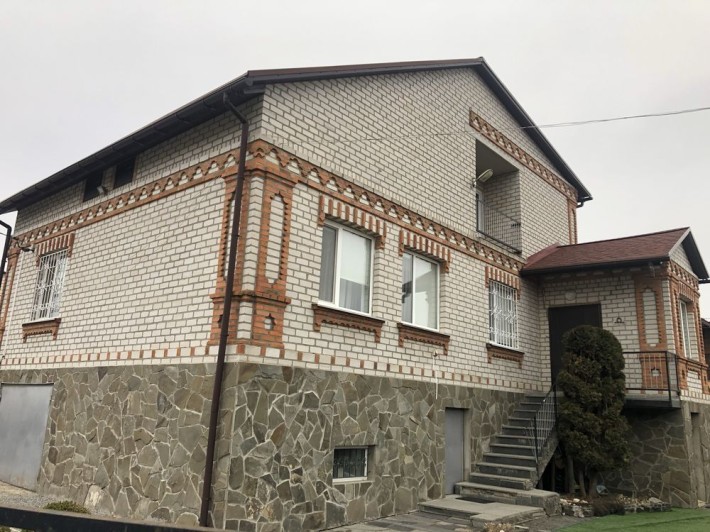 Продається будинок 243.3 кв.м. з усіма меблями. Коростишів. - фото 1