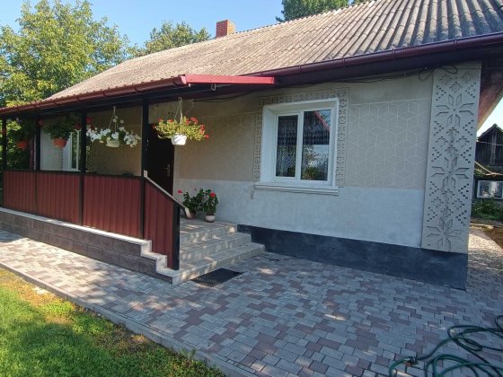 Продаж будинку в гарному місці Кременец