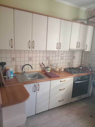 Продам в Люботине крепкий кирпичный дом с удобствами - фото 1