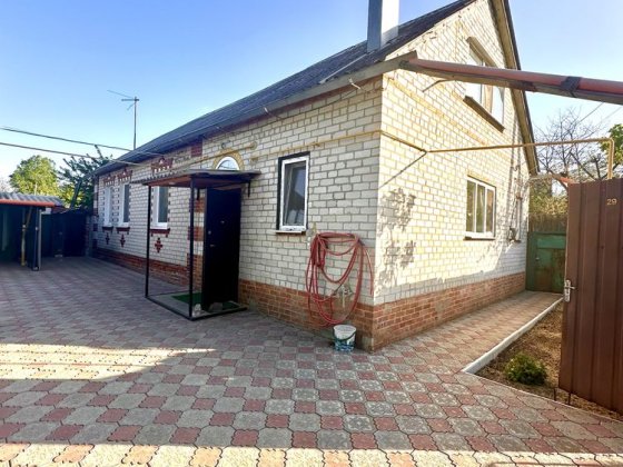 Продам дом 25 км от Харькова 85 м2, 30 соток  Сертификат Люботин