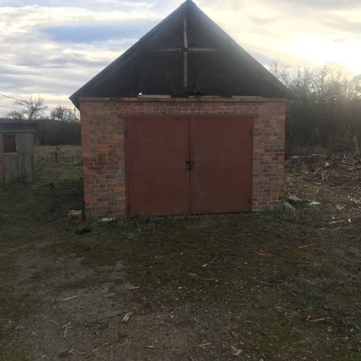 Дом в Люботине - фото 1