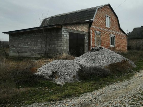 Будинок під ремонт площа землі 0,37 Га. Марганец