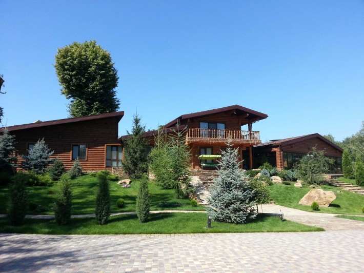 Продам будинок на ділянці 37 соток, київська траса 1 км, Люботин - фото 1