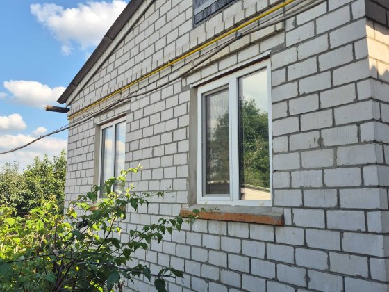 Продам добротный 2_х этажный дом г.Мерефа р_н центра Мерефа