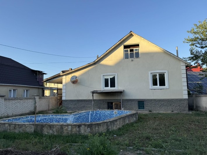 Продам чудовий будинок вул. Дачна - фото 1