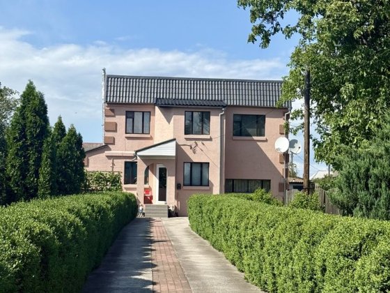 Будинок у місті Миргород (біля курорту) Миргород