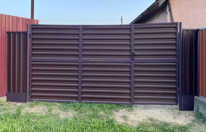 Будинок 40кв та ділянка 8 сотин - фото 1