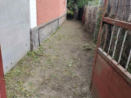 Під будинку біля кафе фаворит Ніжин