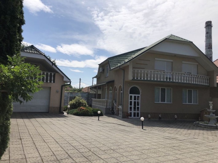 Продаж 2-х поверхового будинку в мікрорайоні Росвигово - фото 1