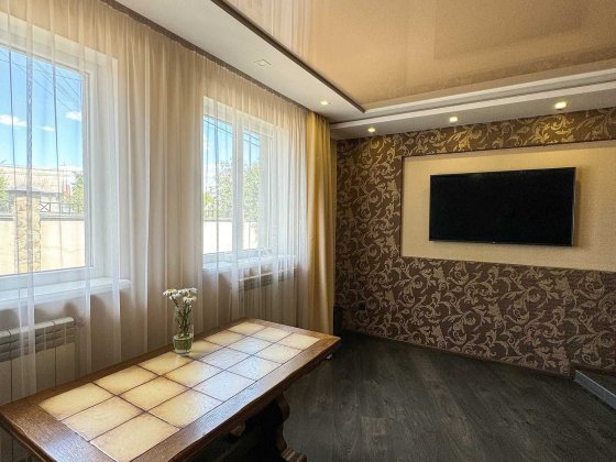 Продається будинок з мансардою Нововолынск