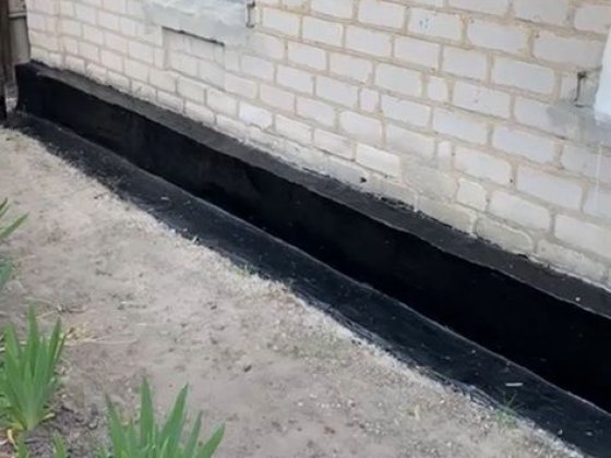 Срочно продам дом, небольшой,  в отличном  месте Павлоград