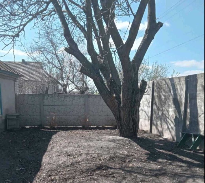 Продам дом в с.Богуслав частково в розстрочку.Всі питання по телефону. - фото 1