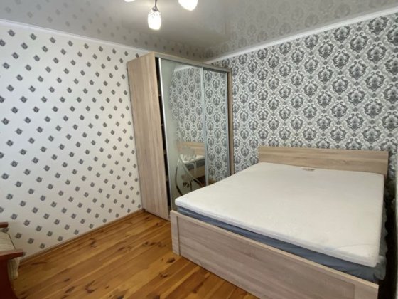 Продається частина будинку під ключ з меблями та технікою. Сарны